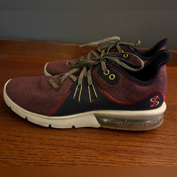 Air Max Sequent 3 Premium VST 'Red Crush Ladies 9 - Picture 1 of 5